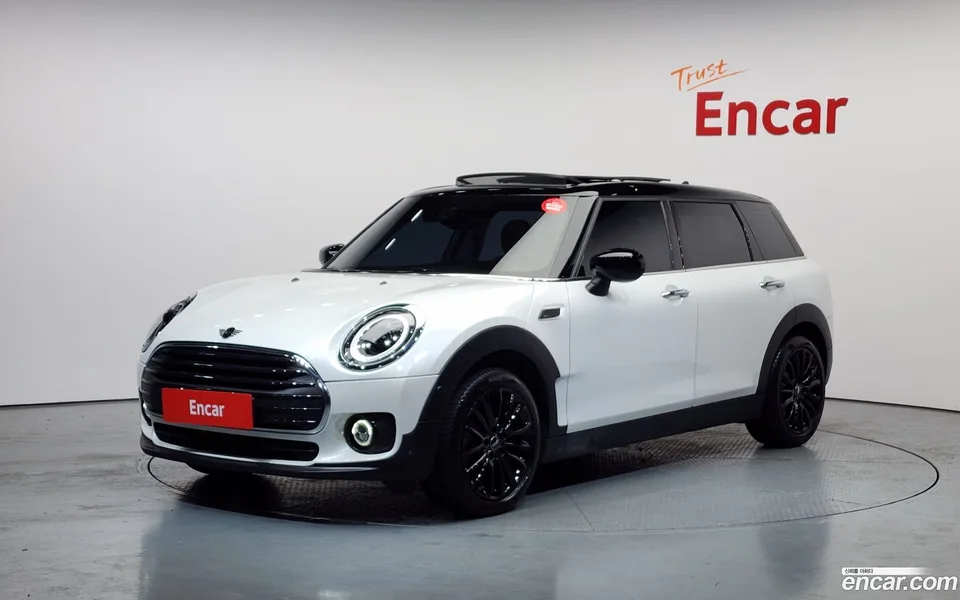 MINI Cooper Clubman 2024 — фото 1, купить с доставкой в Москву