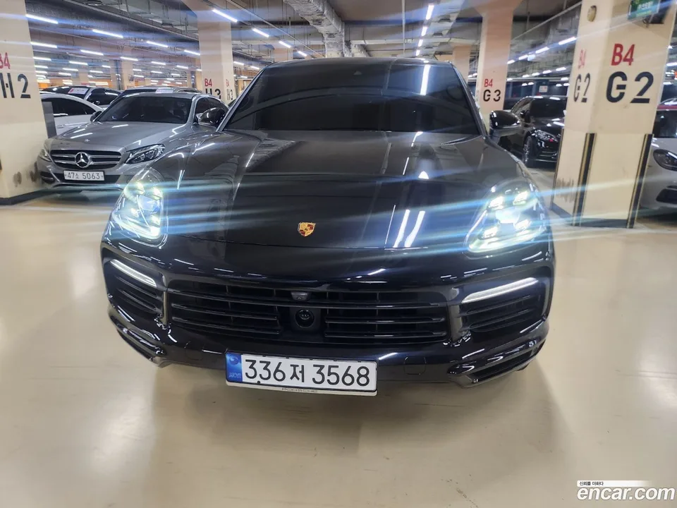 Porsche Cayenne 3.0 2022 — фото 1, купить с доставкой в Москву
