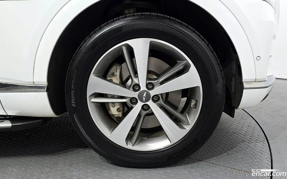 Genesis GV80 2.5T AWD 2023 — миниатюра 2