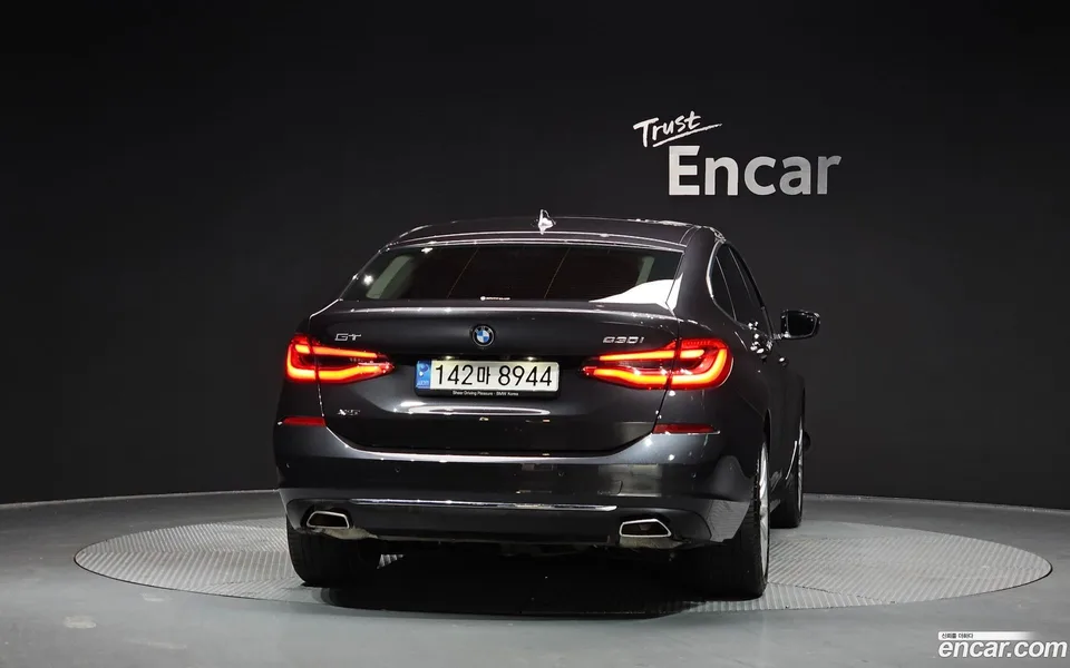 BMW 6 Series GT 630i xDrive 2022 — миниатюра 4