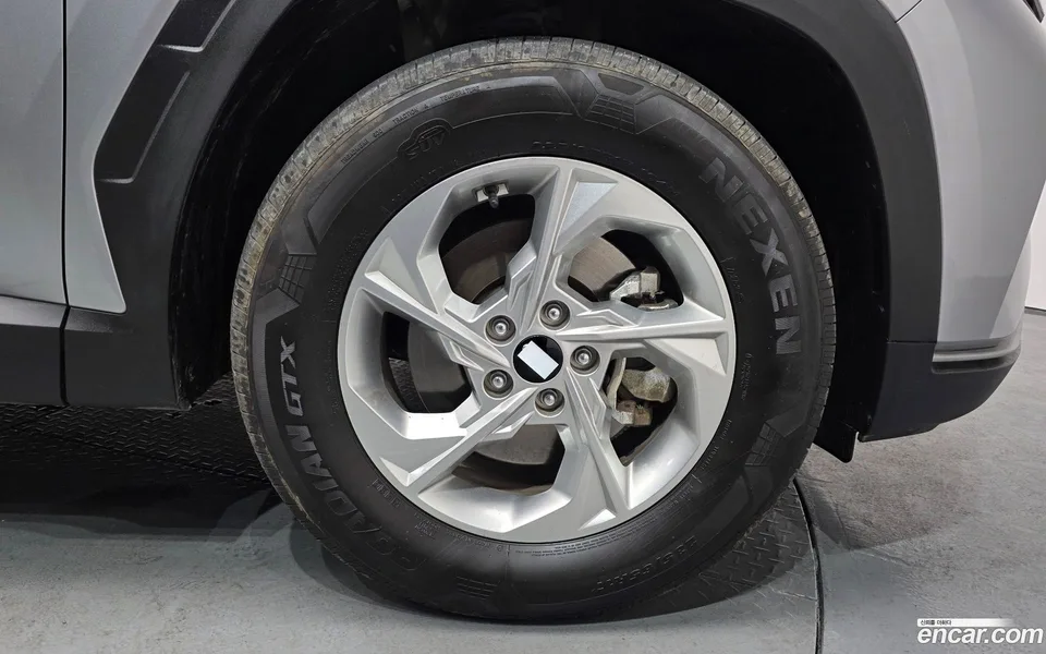 Hyundai Tucson 2.0 2WD 2023 — миниатюра 2