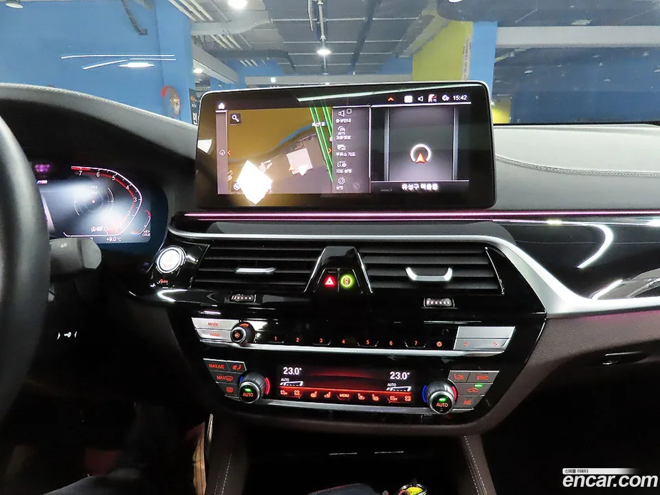 BMW 6 Series GT 630i xDrive M 2023 — миниатюра 2