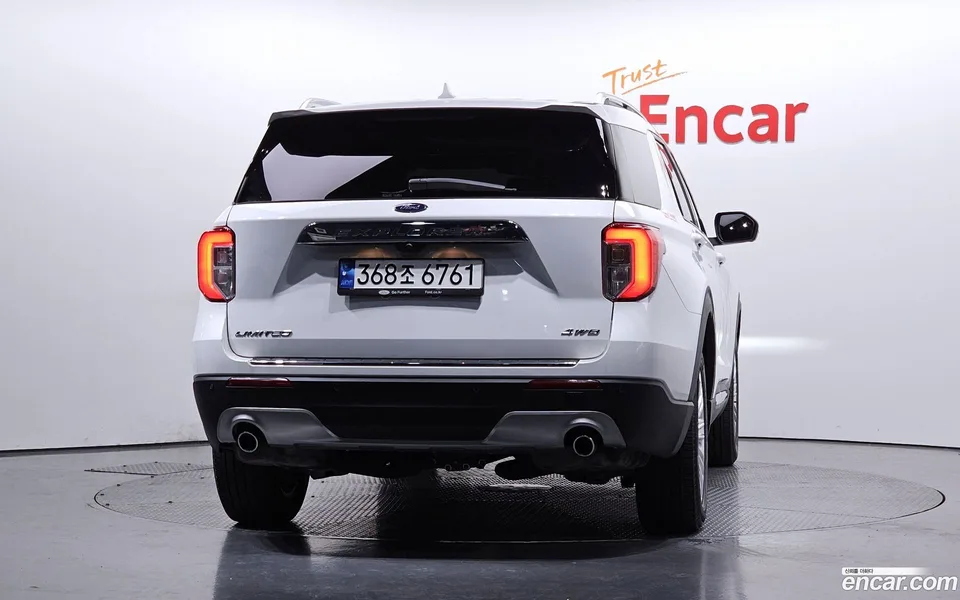Ford Explorer 2.3 4WD 2022 — миниатюра 4
