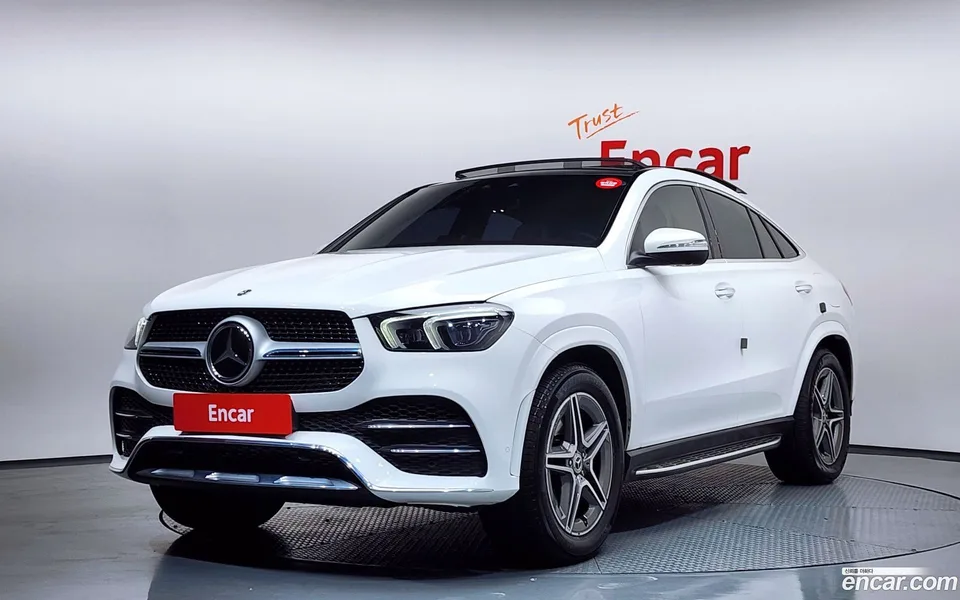Mercedes-Benz GLE-Class GLE350e 4MATIC 2022 — фото 1, купить с доставкой в Москву