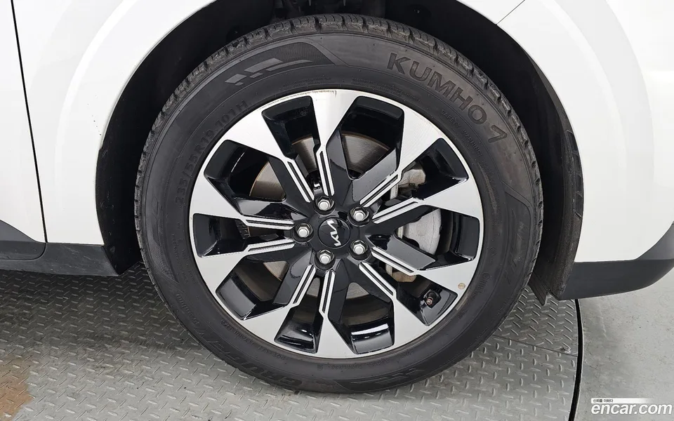 Kia Carnival 7 2022 — миниатюра 2