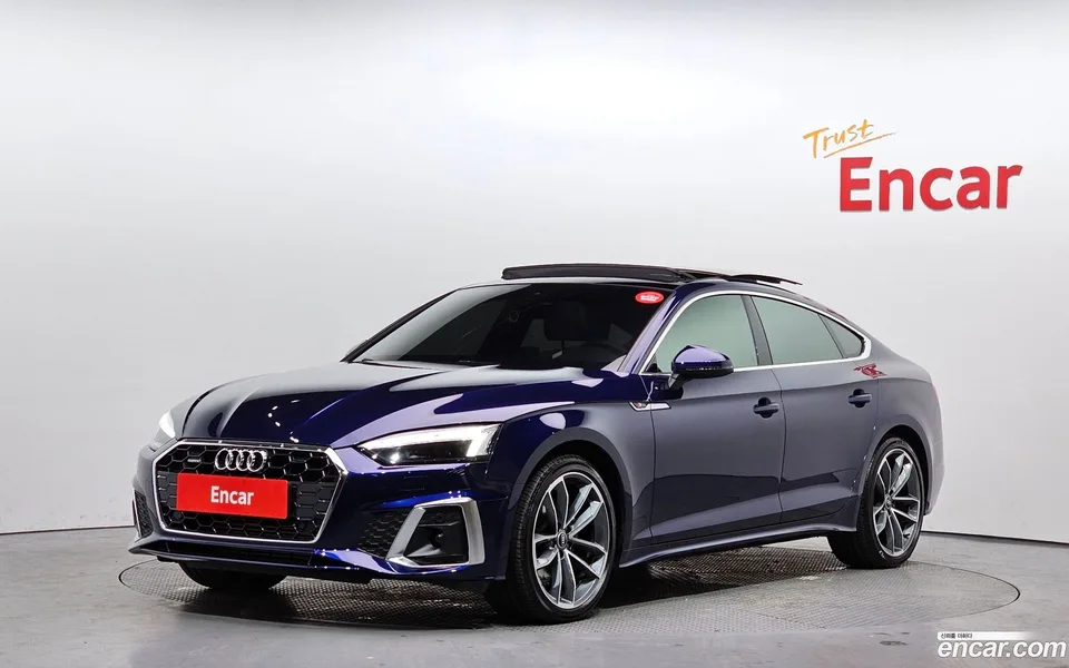 Audi A5 40 TFSI 2022 — фото 1, купить с доставкой в Москву