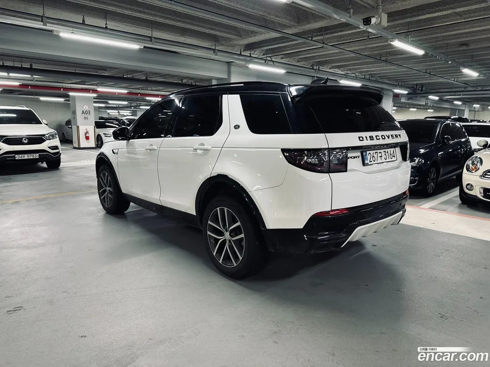 Land Rover Discovery Sport P250 SE 2025 — миниатюра 2