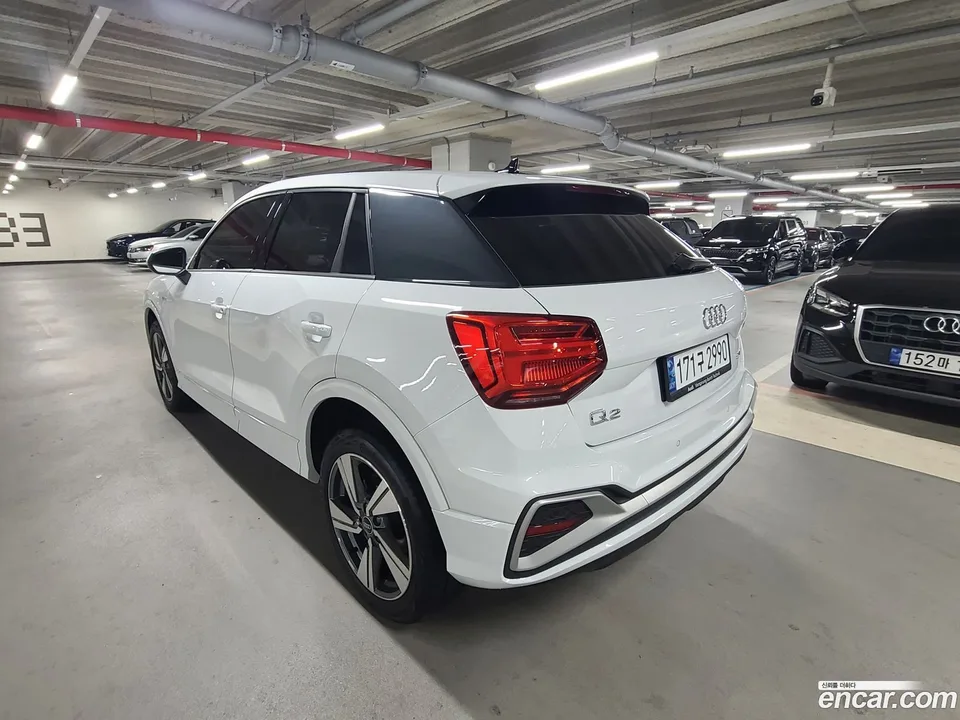 Audi Q2 35 TDI 2023 — thumbnail 5