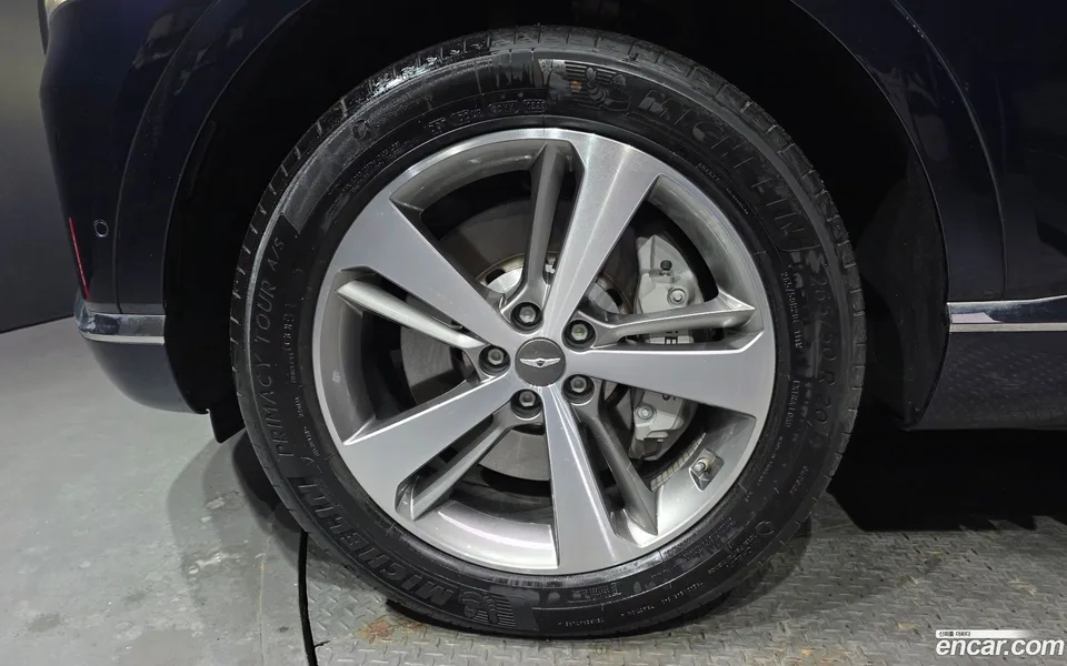 Genesis GV80 2.5T AWD 2023 — миниатюра 2