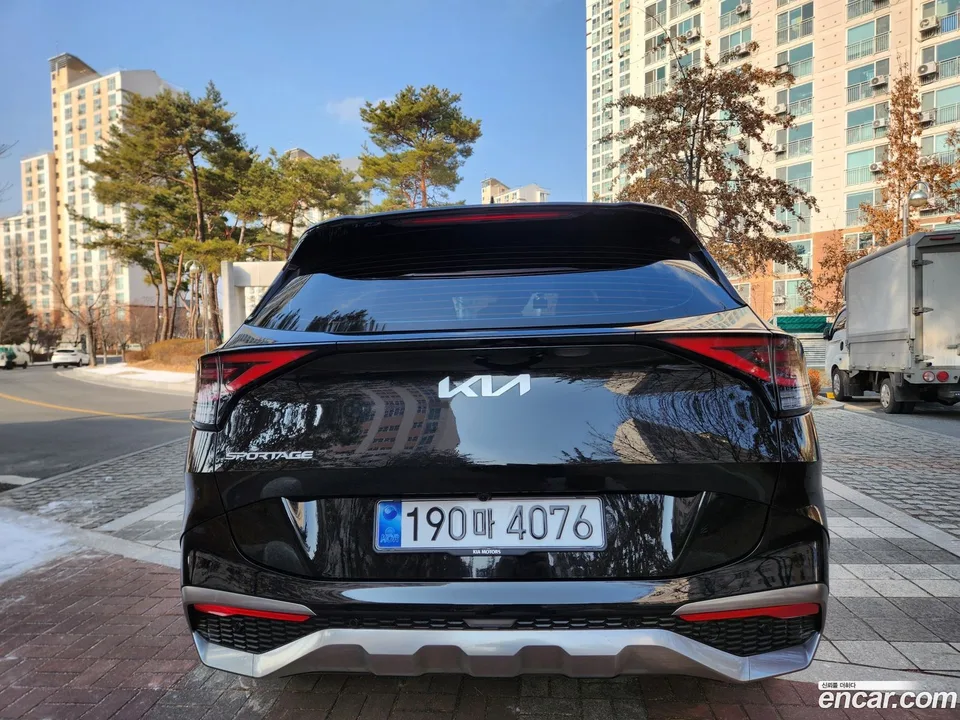 Kia Sportage 2.0 2WD 2022 — миниатюра 3