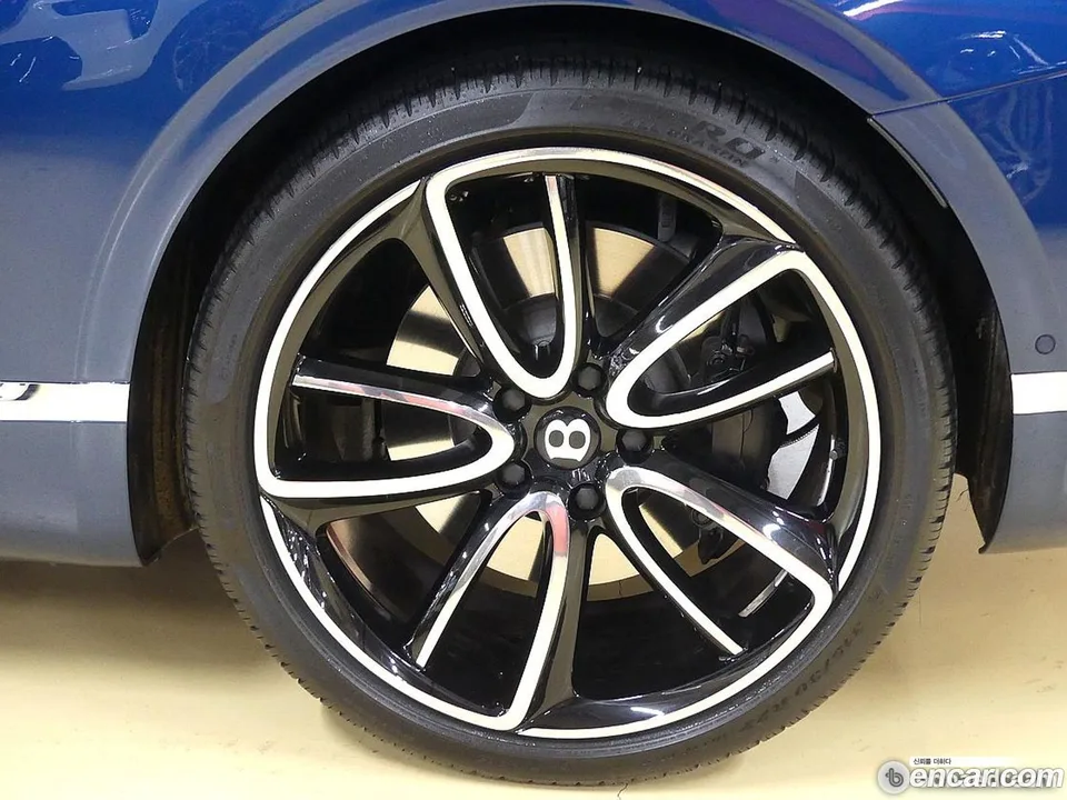 Bentley Continental GT 4.0 GT 2023 — миниатюра 2