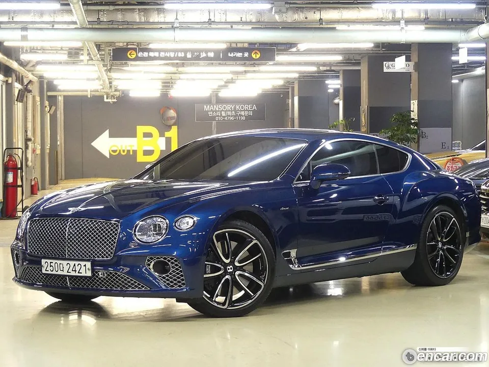 Bentley Continental GT 4.0 GT 2023 — фото 1, купить с доставкой в Москву