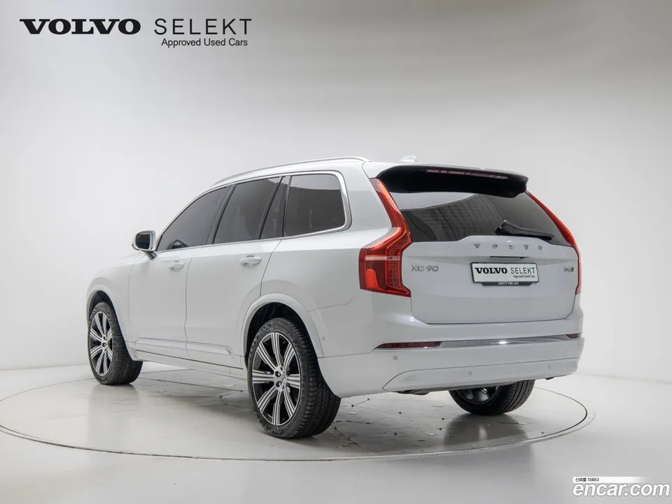 Volvo XC90 B6 2025 — миниатюра 2