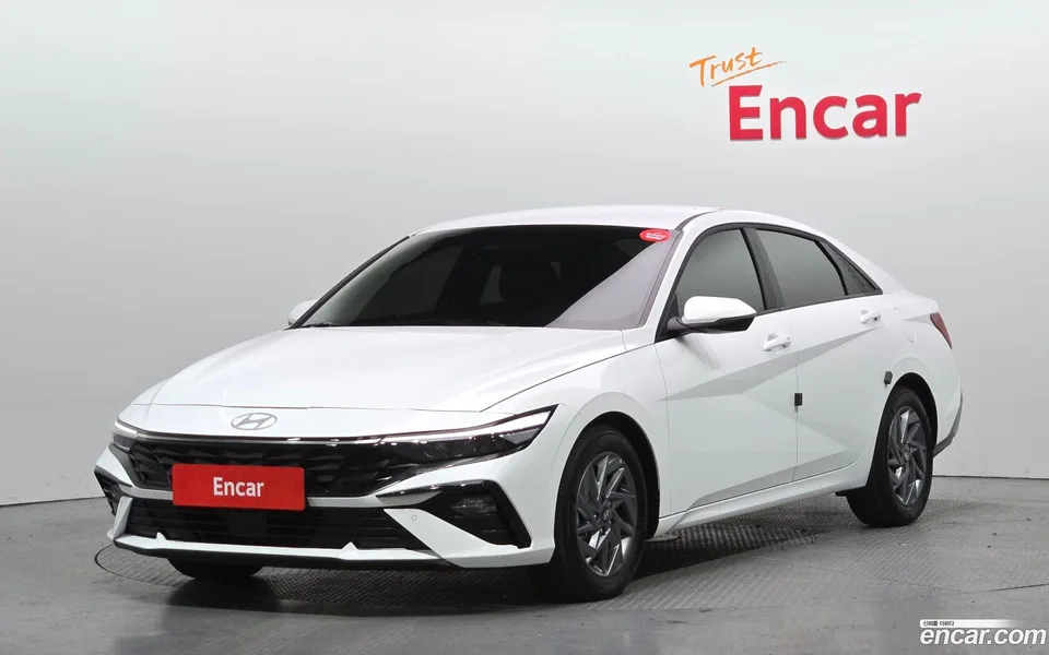 Hyundai Avante CN7 Hybrid 2025 — photo 1, buy with delivery to Moscow