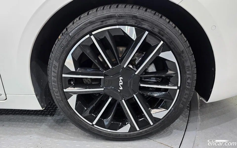Kia K8 Hybrid 2024 — миниатюра 2