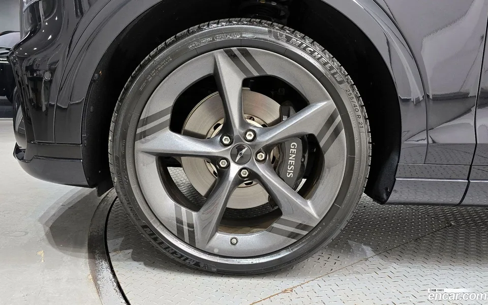 Genesis GV70 2.5T AWD 2024 — миниатюра 2