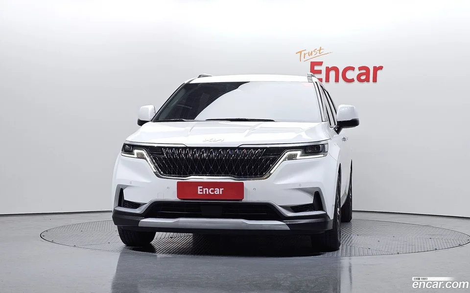Kia Carnival 11 2023 — миниатюра 3