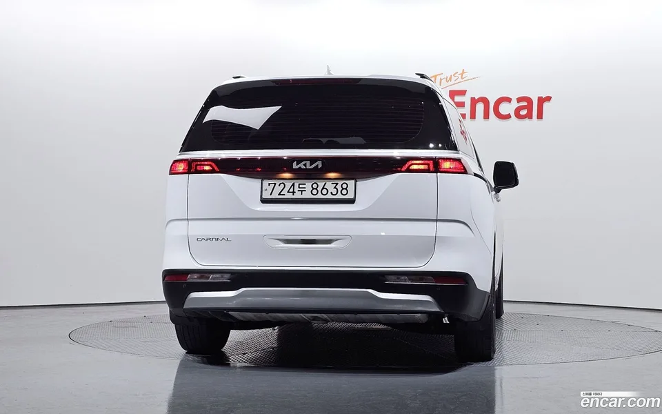 Kia Carnival 11 2023 — миниатюра 4