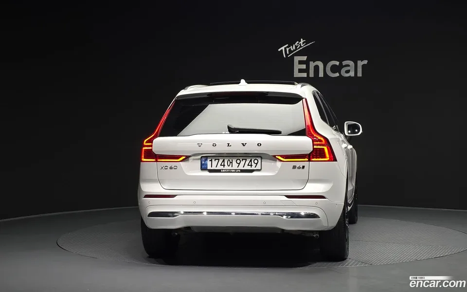 Volvo XC60 B6 2024 — миниатюра 4