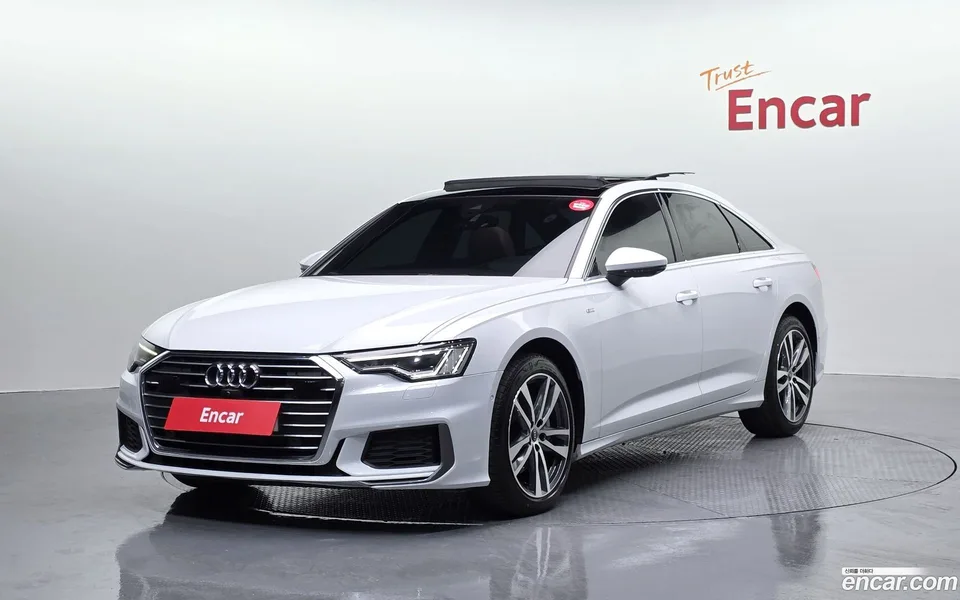 Audi A6 45 TFSI 2022 — фото 1, купить с доставкой в Москву