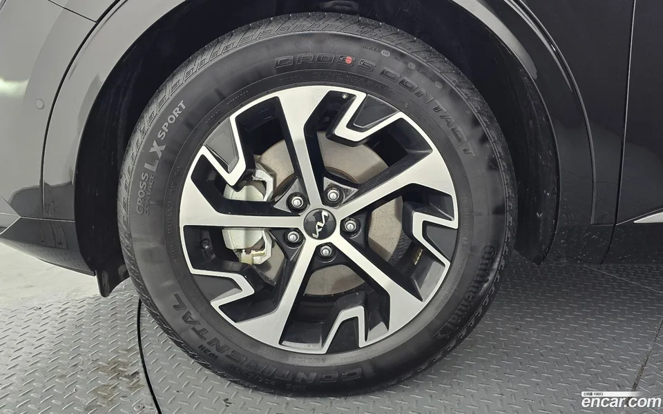 Kia Sportage Hybrid 2WD 2024 — миниатюра 2