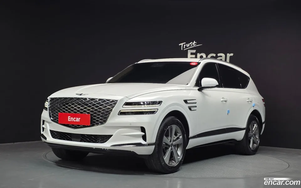 Genesis GV80 2.5T AWD 2023 — фото 1, купить с доставкой в Москву