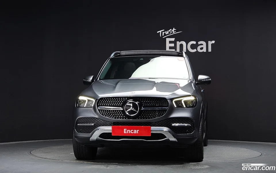 Mercedes-Benz GLE-Class GLE350e 4MATIC 2022 — миниатюра 3