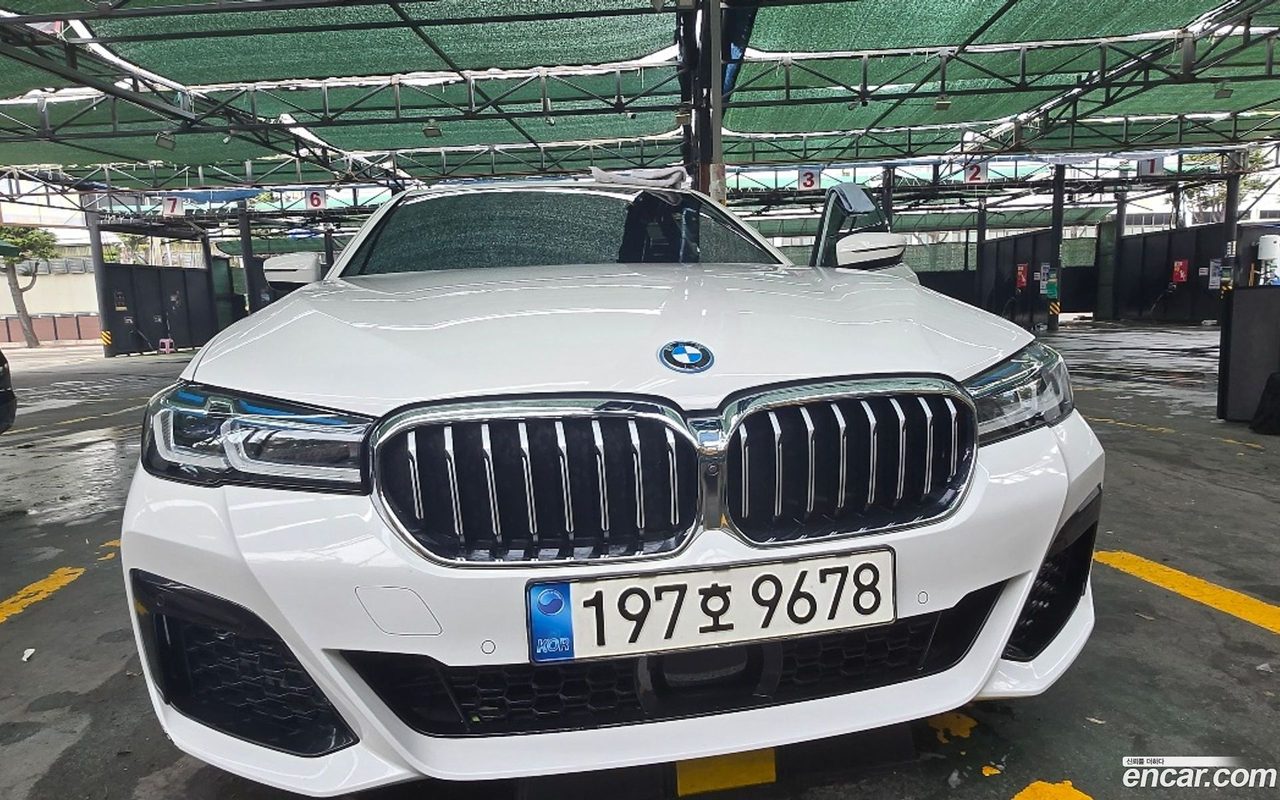 BMW 5 Series 2022