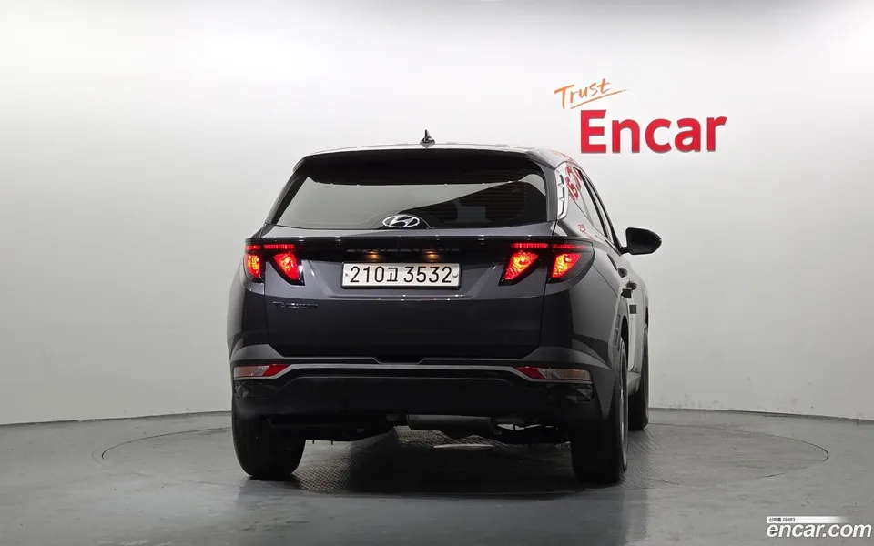 Hyundai Tucson 2.0 2WD 2022 — миниатюра 4