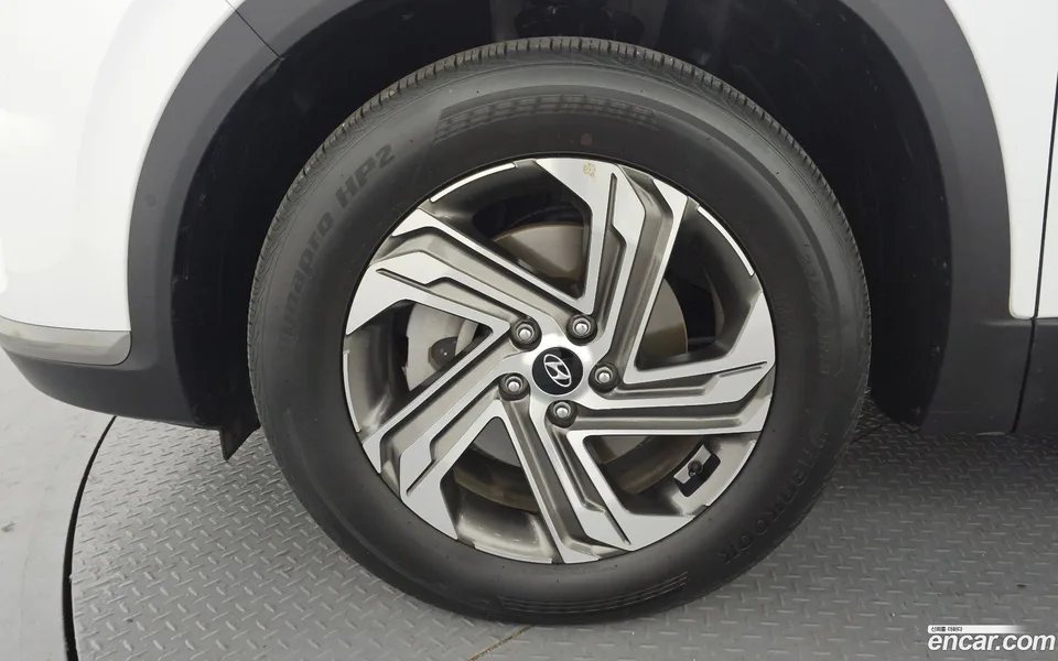 Hyundai SantaFe 2.2 2WD 2022 — миниатюра 2