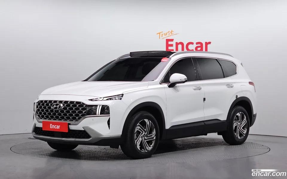 Hyundai SantaFe 2.2 2WD 2022 — фото 1, купить с доставкой в Москву