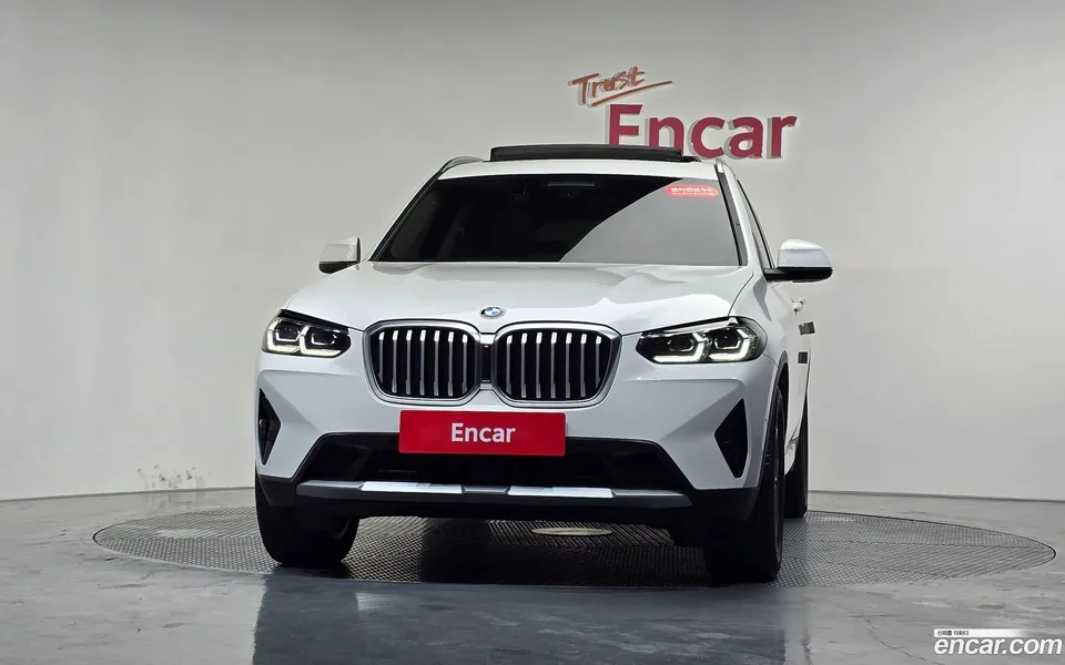 BMW X3 xDrive 20i 2022 — миниатюра 3