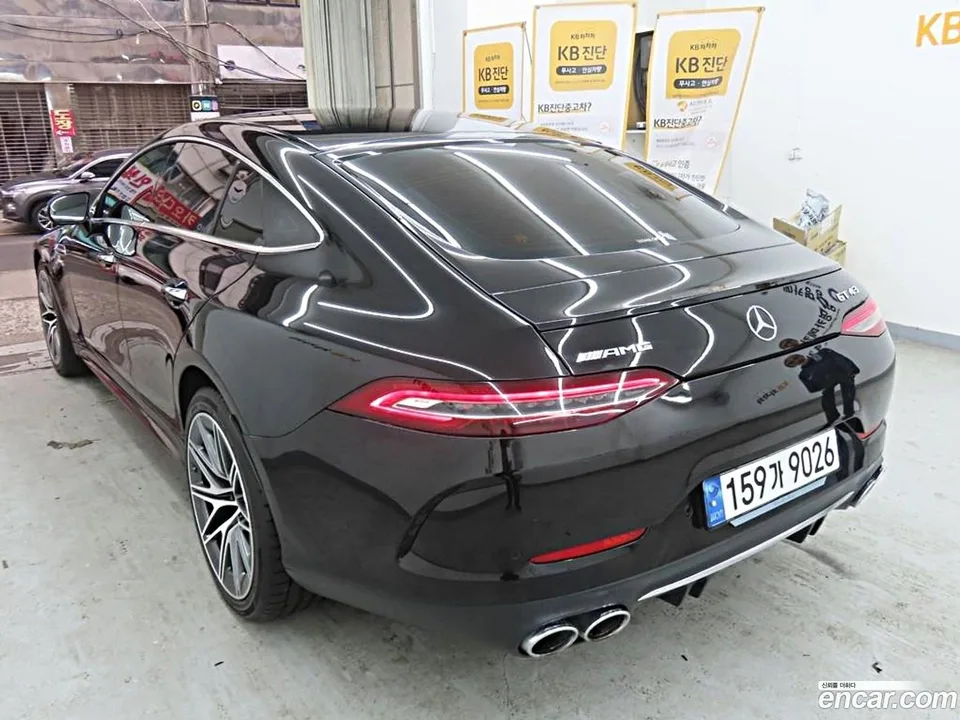 Mercedes-Benz AMG GT 4 43 4MATIC+ 2023 — миниатюра 4