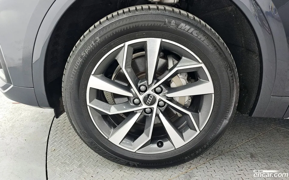 Audi Q5 45 TFSI 2023 — миниатюра 5