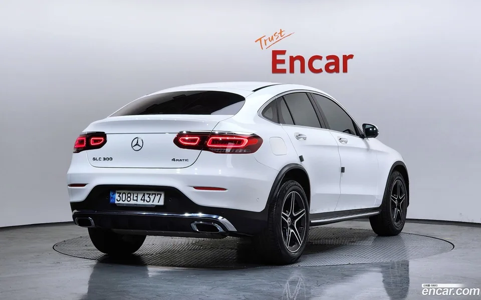 Mercedes-Benz GLC-Class GLC300 4MATIC 2023 — миниатюра 2