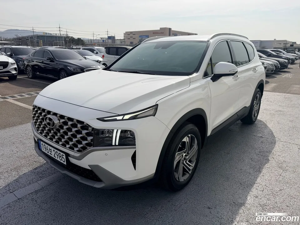 Hyundai SantaFe 2.5T 4WD 2023 — фото 1, купить с доставкой в Москву