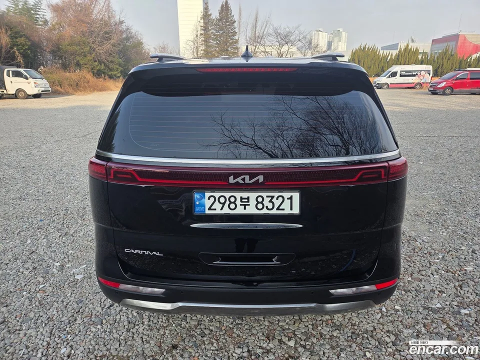 Kia Carnival 9 2022 — миниатюра 4