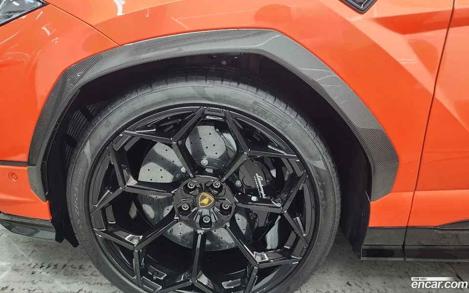 Lamborghini Urus 4.0 V8 2024 — миниатюра 4
