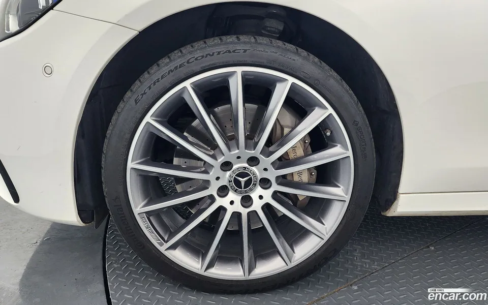 Mercedes-Benz E-Class E350 4MATIC AMG Line 2022 — миниатюра 2