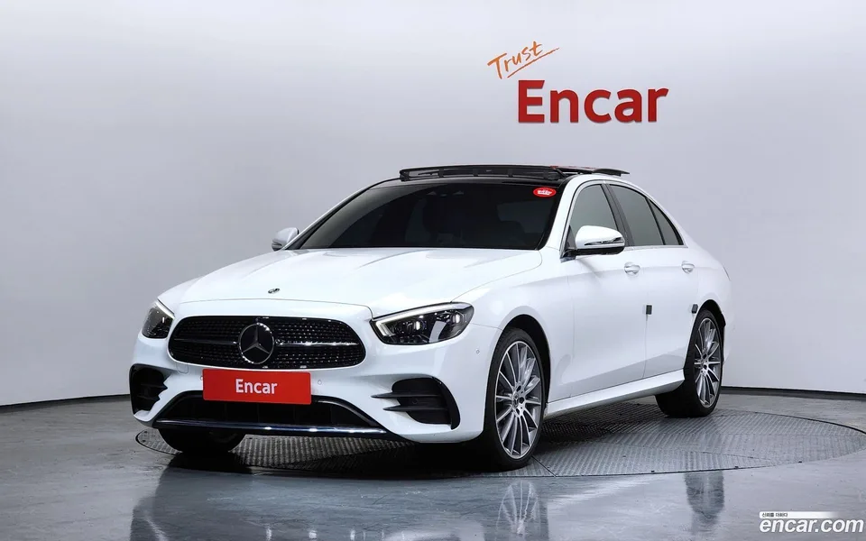 Mercedes-Benz E-Class E350 4MATIC AMG Line 2022 — фото 1, купить с доставкой в Москву