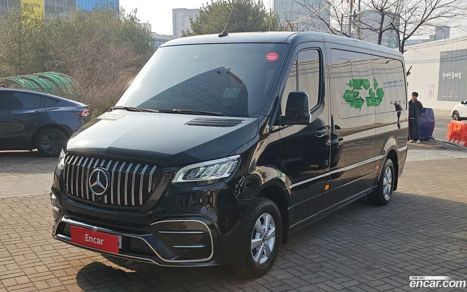 Mercedes-Benz Sprinter 3.0 2022 — фото 1, купить с доставкой в Москву