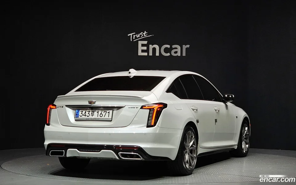 Cadillac CT5 2.0 2023 — миниатюра 2