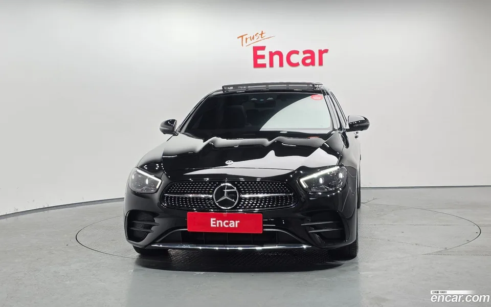 Mercedes-Benz E-Class E350 4MATIC AMG Line 2022 — миниатюра 3