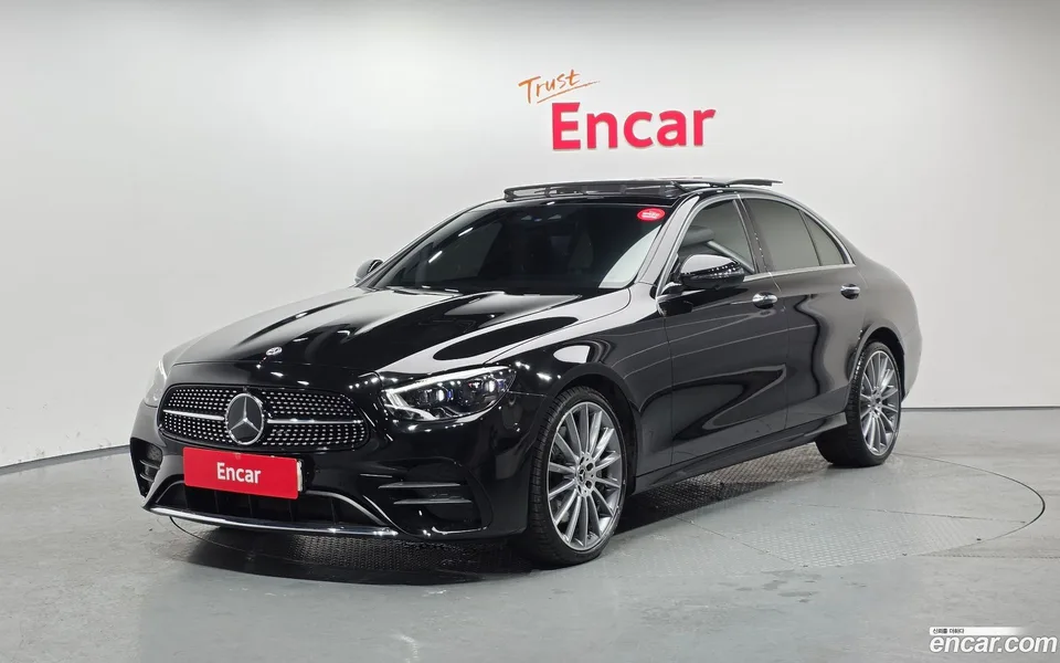 Mercedes-Benz E-Class E350 4MATIC AMG Line 2022 — фото 1, купить с доставкой в Москву