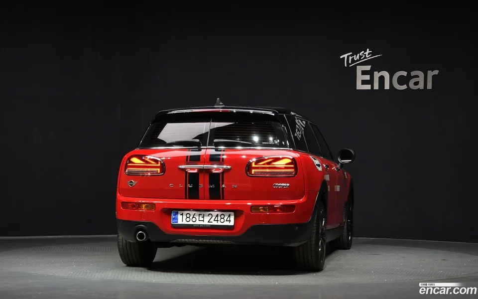 MINI Cooper Clubman 2023 — миниатюра 4