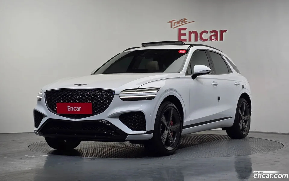 Genesis GV70 3.5T AWD 2023 — фото 1, купить с доставкой в Москву