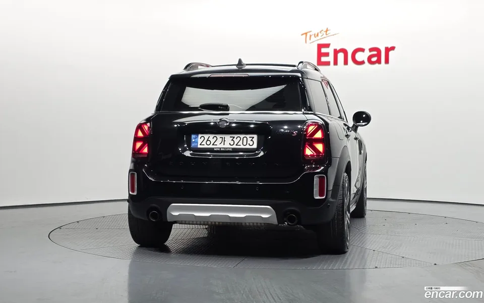 MINI Cooper S Countryman ALL4 2022 — миниатюра 4
