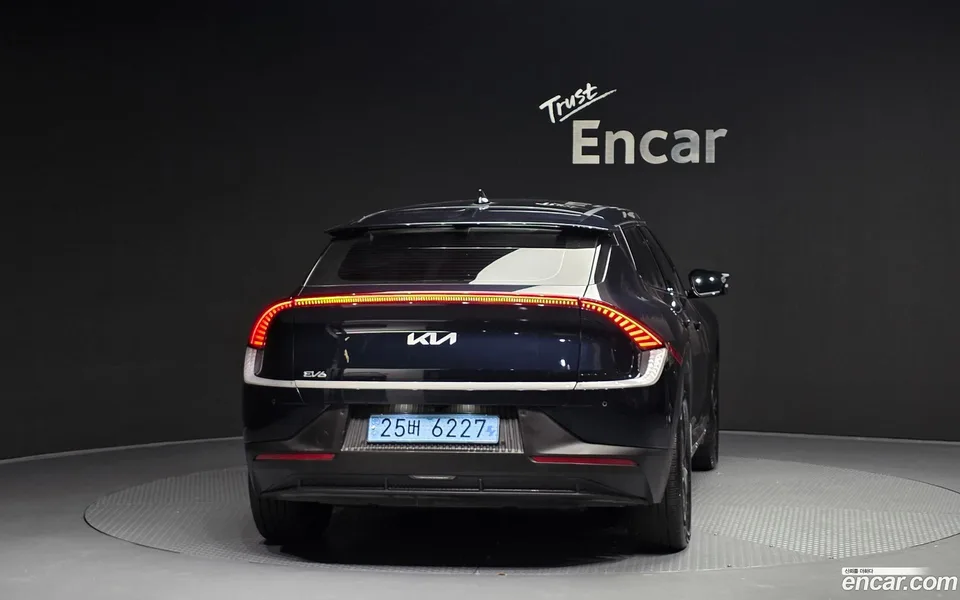 Kia EV6 2022 — миниатюра 4