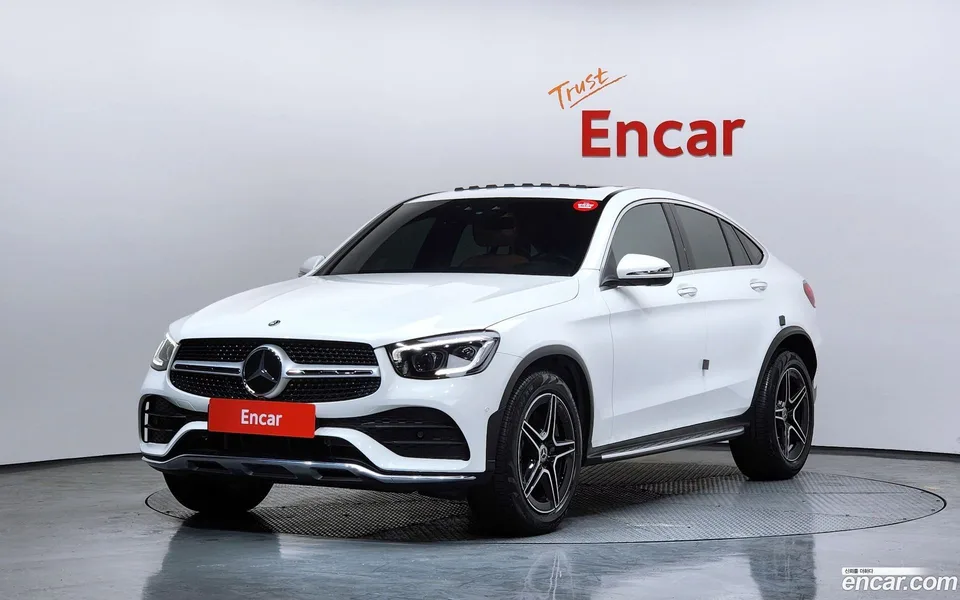 Mercedes-Benz GLC-Class GLC300 4MATIC 2023 — фото 1, купить с доставкой в Москву