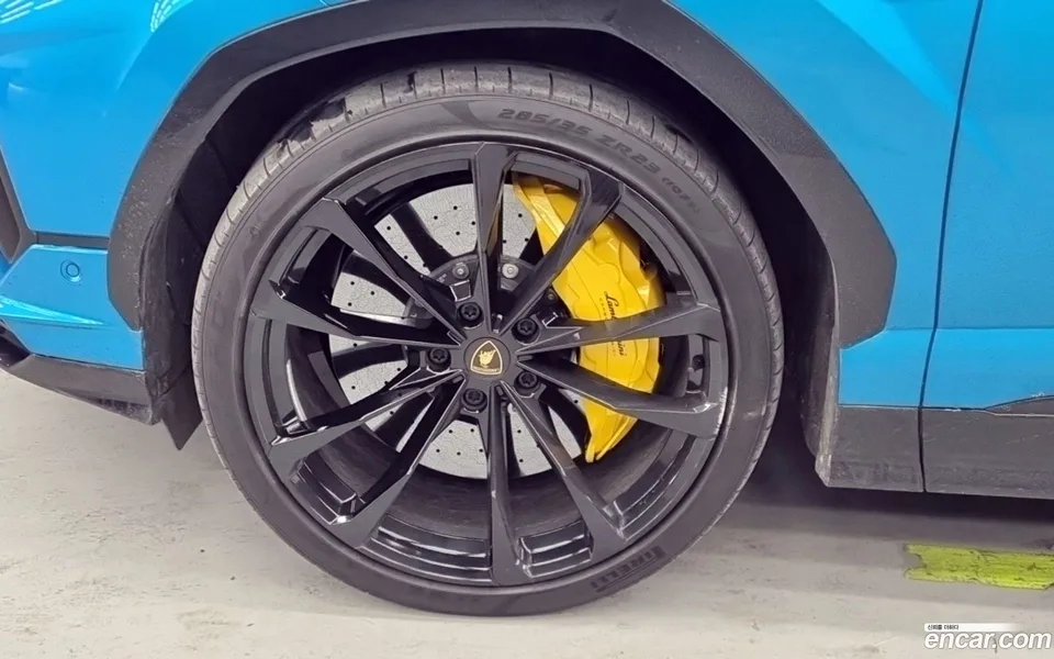 Lamborghini Urus 4.0 V8 S 2024 — миниатюра 2